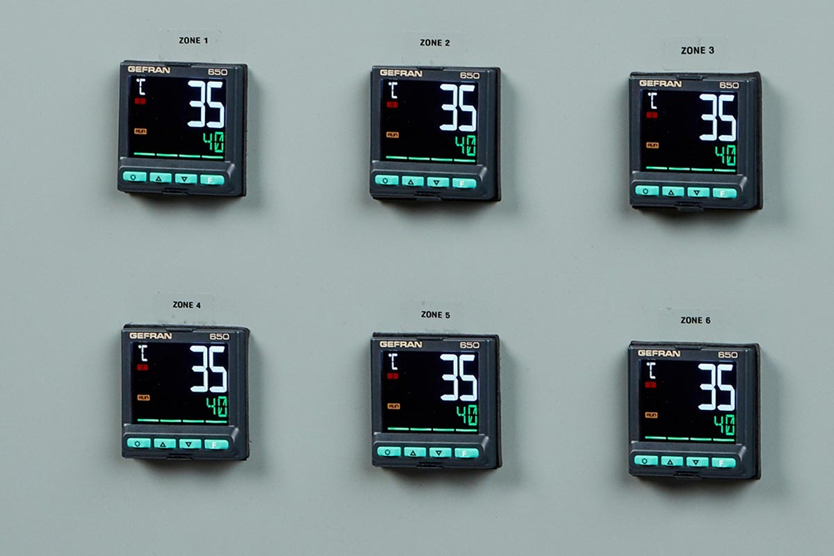 Multi-Point Digital PID Temperature Controller (MPC2)