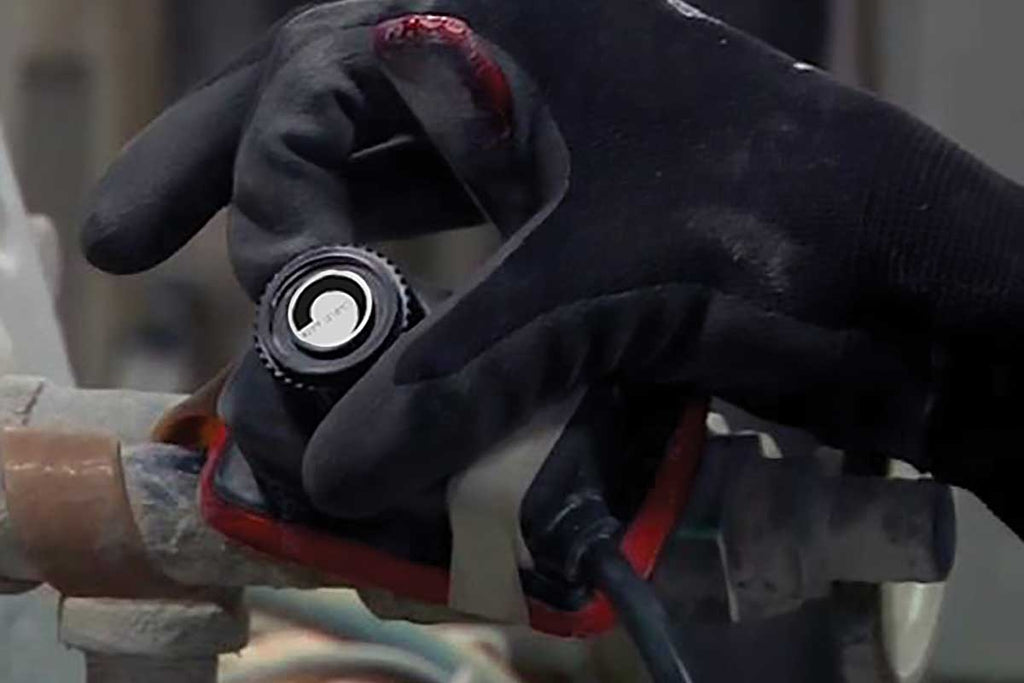 Silicone Rubber Heating Tape with Mid-Temperature Adjustable Control (MSTAT)