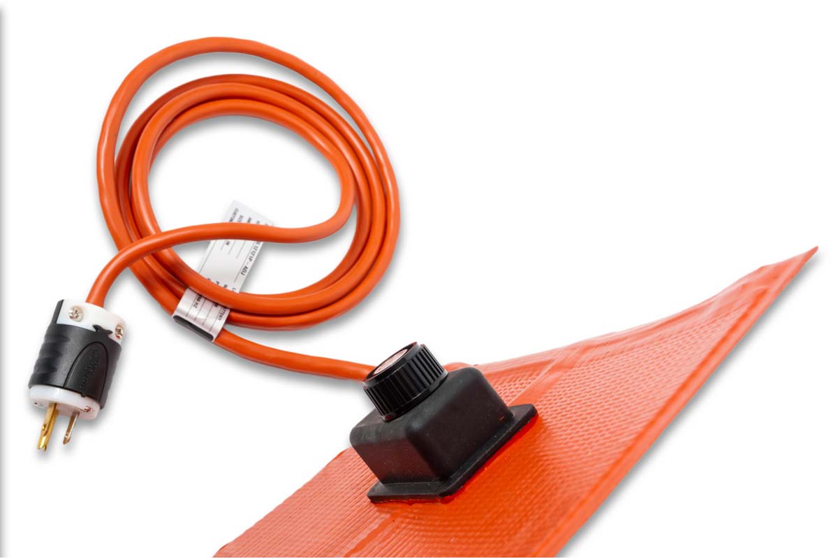 Silicone Rubber Heating Blankets with Control (SRL/SRP/SRM/ADJ)